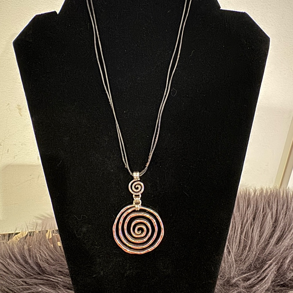 Beautiful Brighton silver swirl necklace